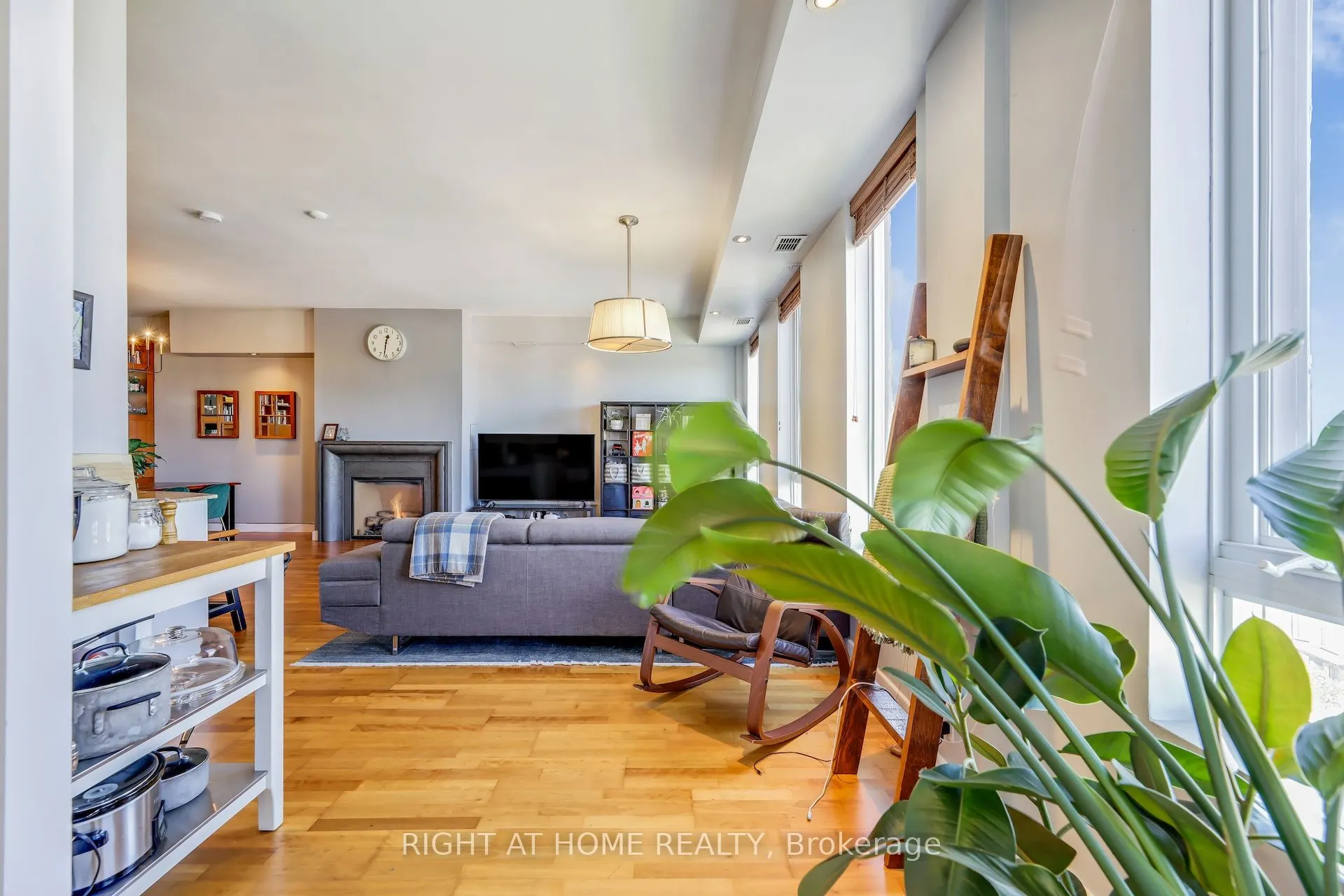 1 St Johns Road, #504