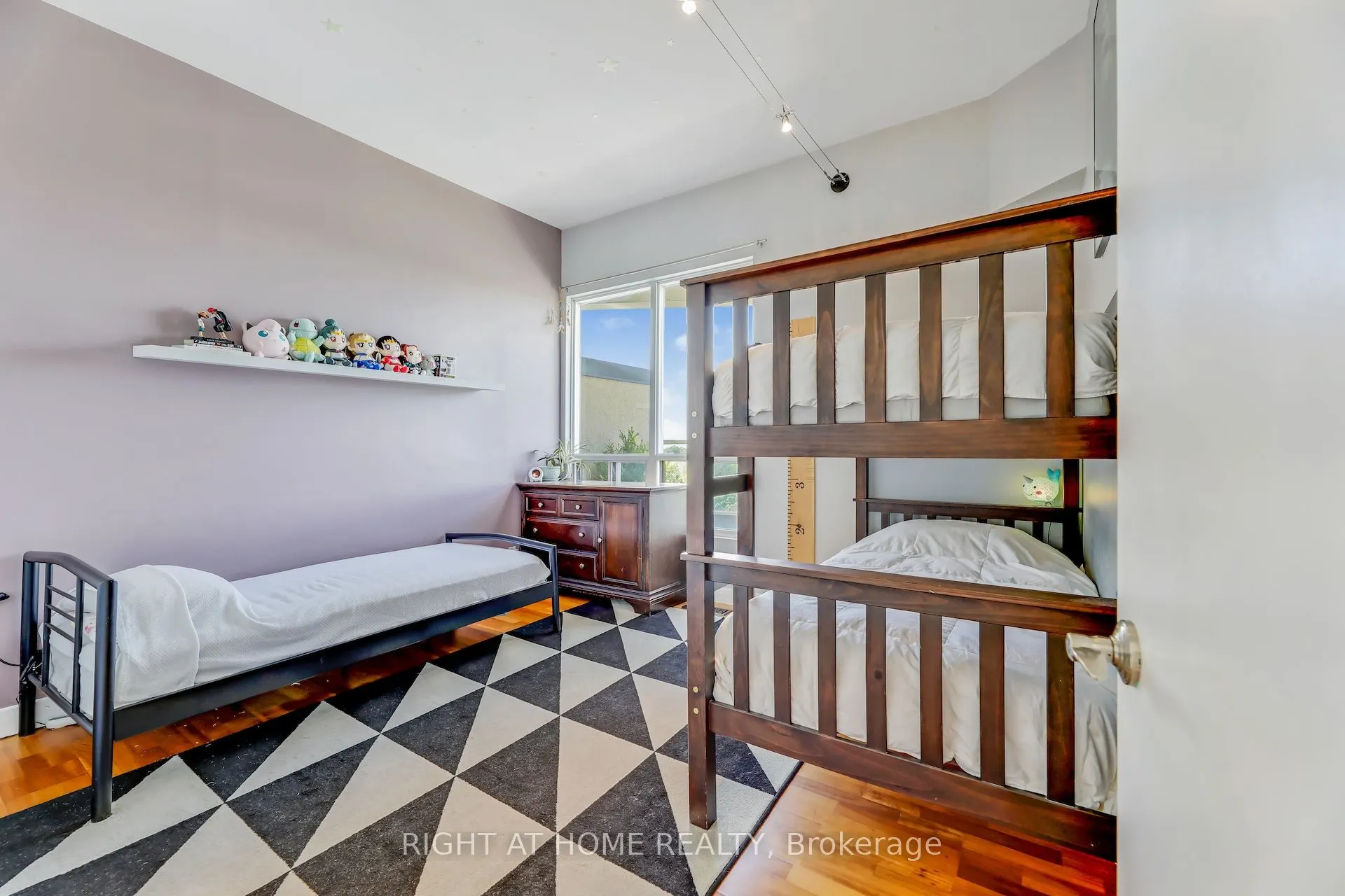 1 St Johns Road, #504