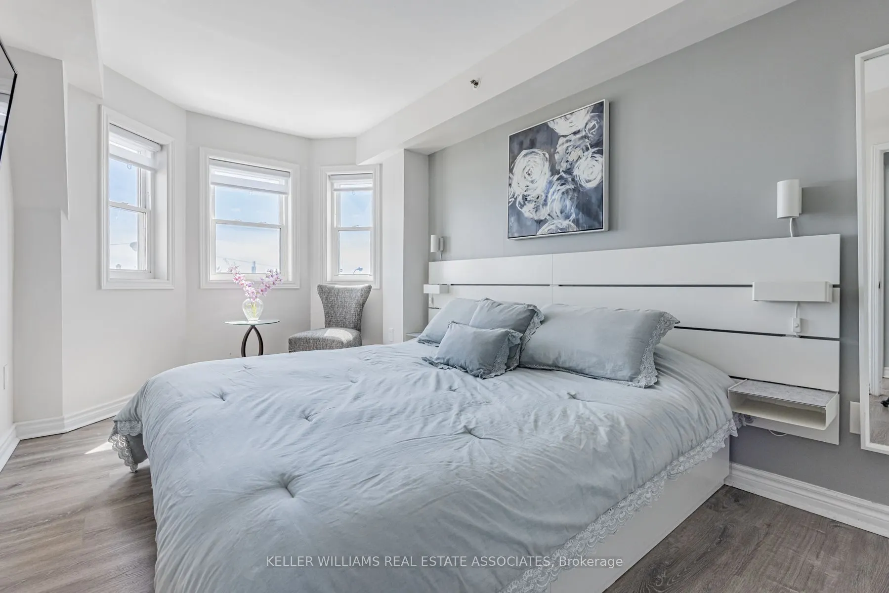 760 Lawrence Avenue W, #15