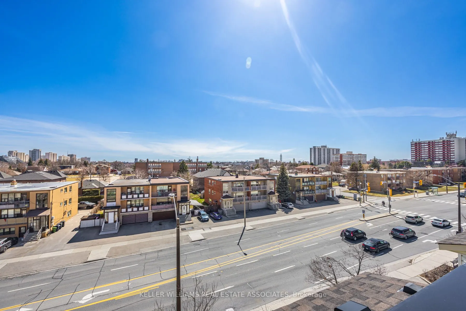 760 Lawrence Avenue W, #15
