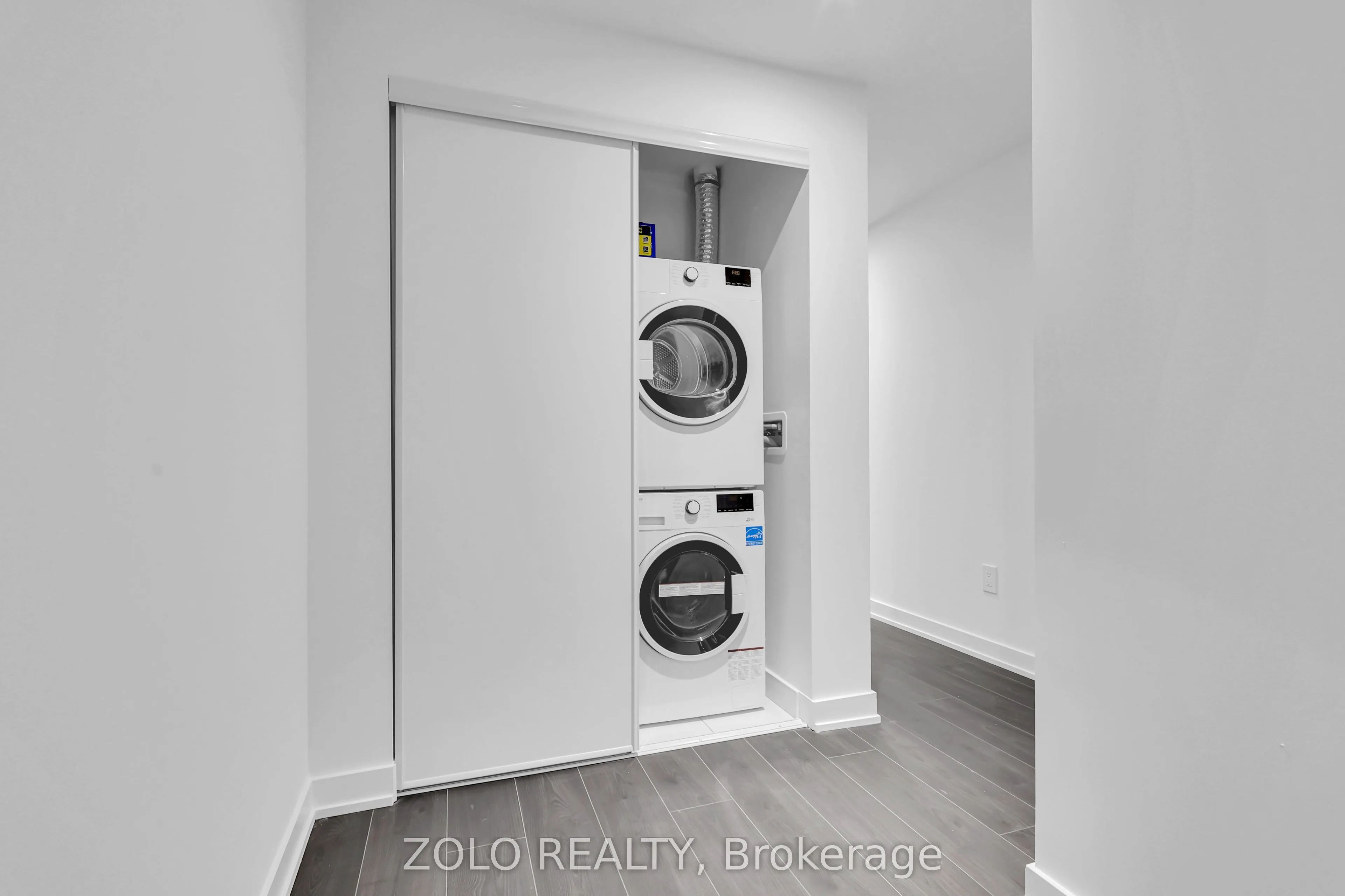 28 Ann Street, #223