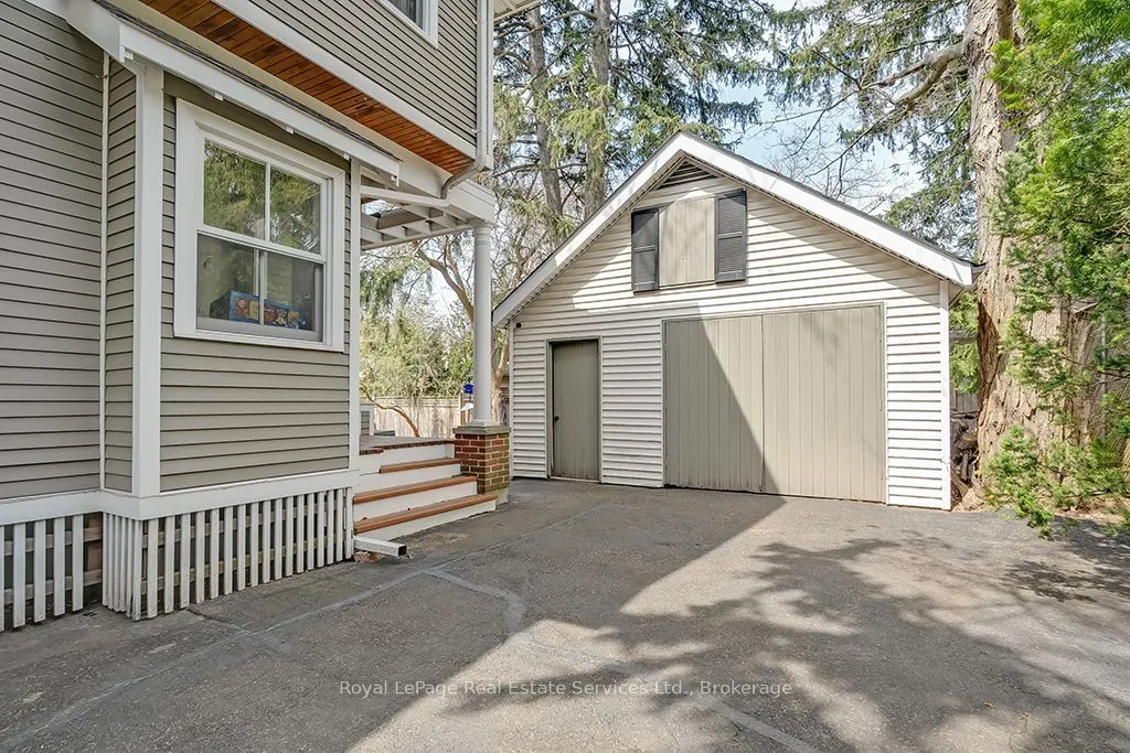 301 Palmer Avenue
