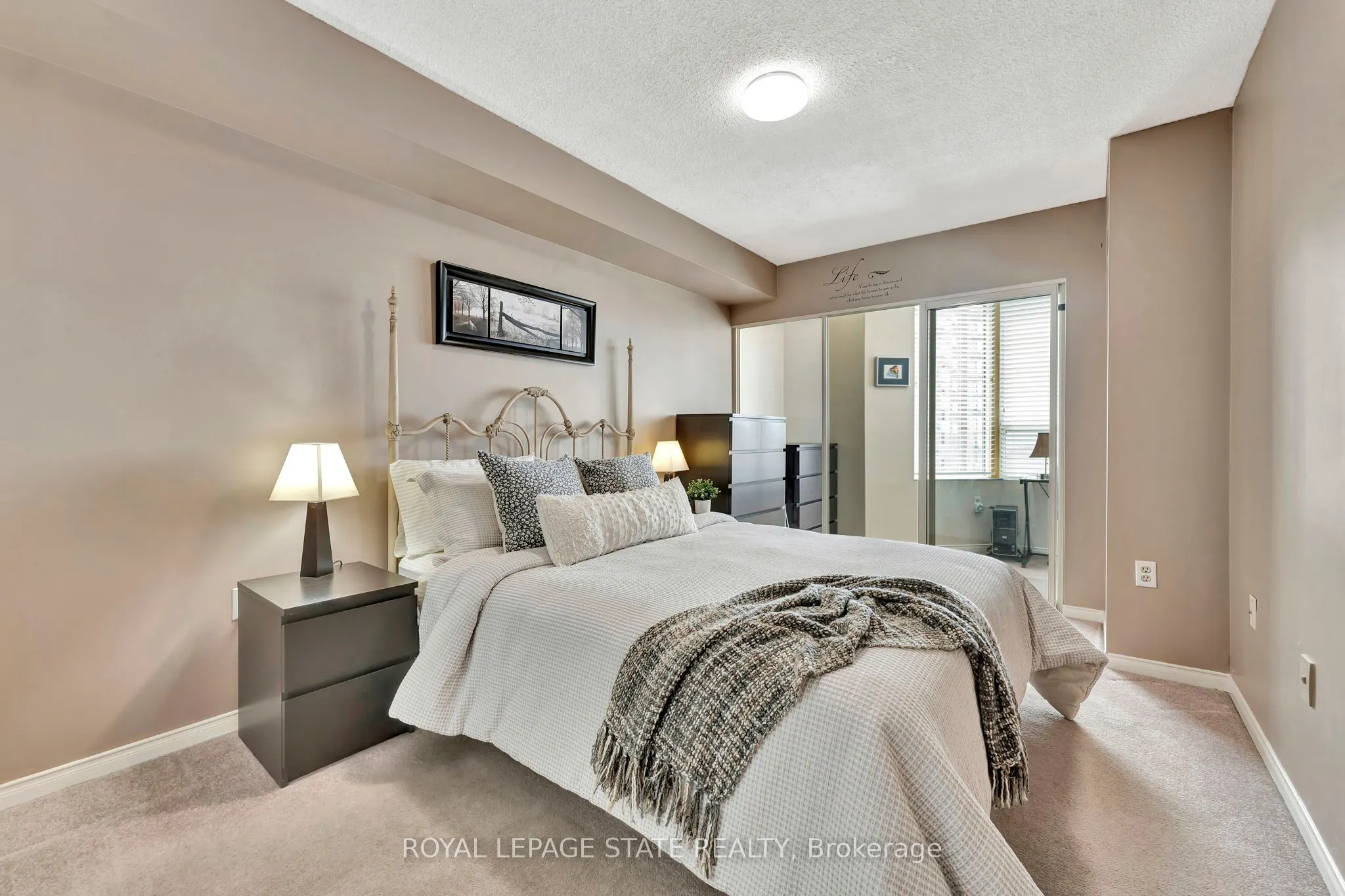 1270 Maple Crossing Boulevard, #1610