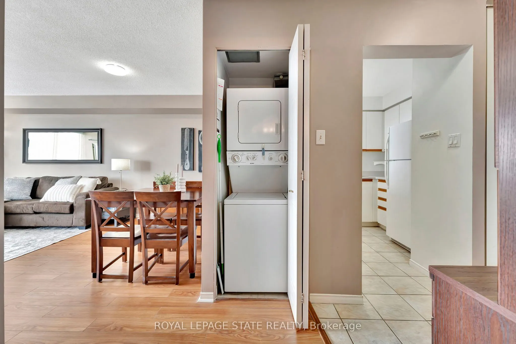 1270 Maple Crossing Boulevard, #1610