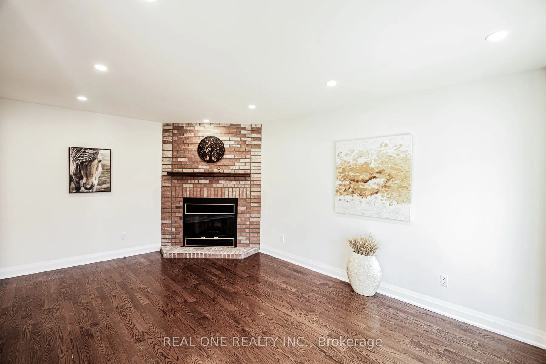 621 Winterton Way