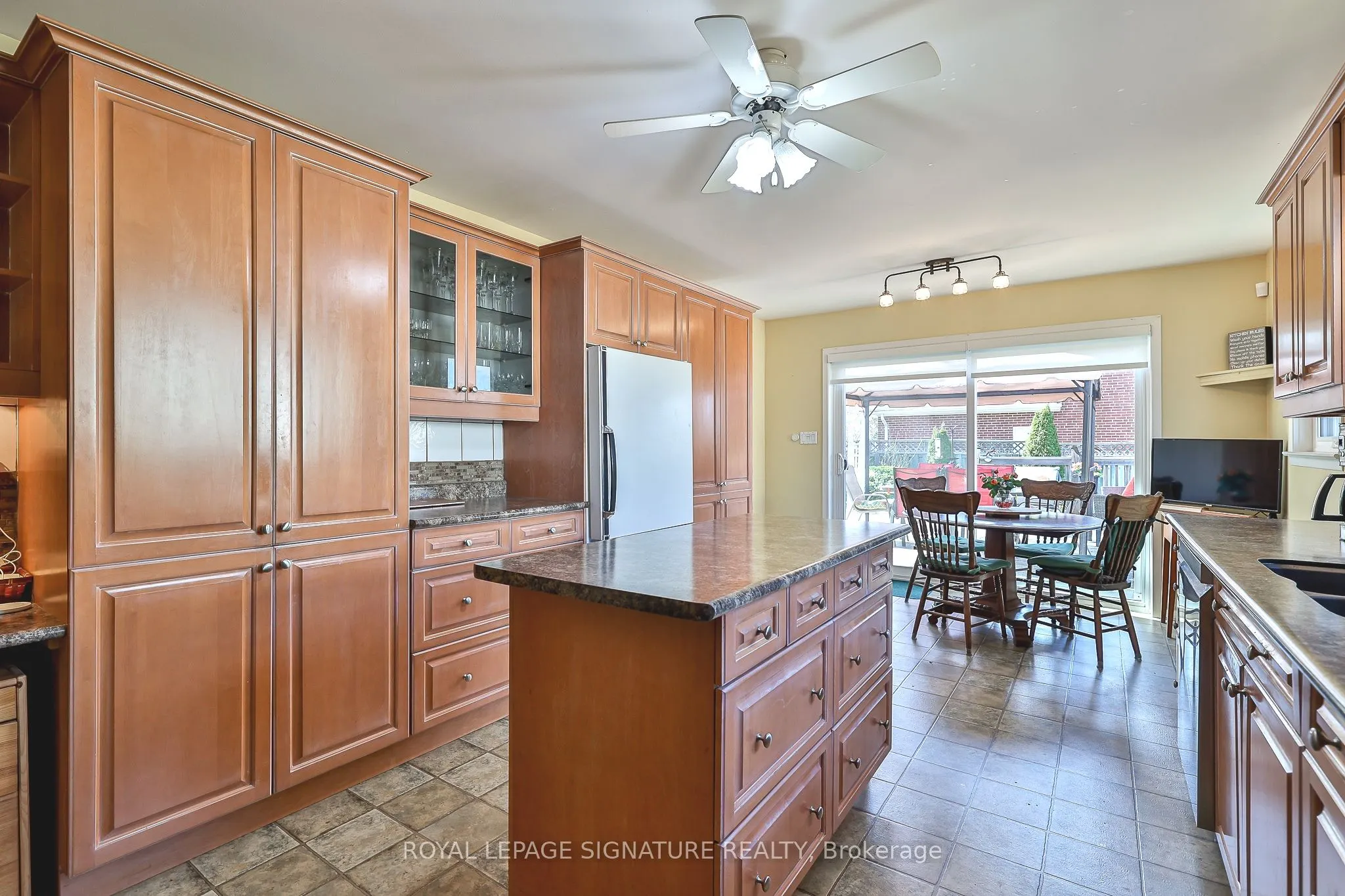 3545 Twinmaple Drive