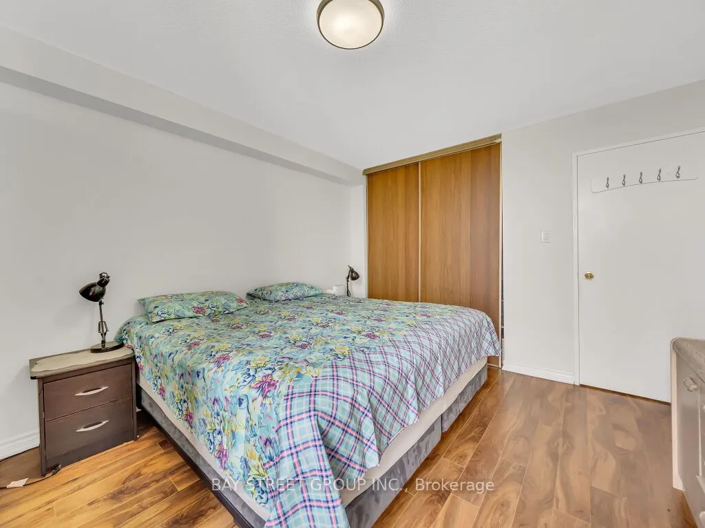 18 Knightsbridge Road, #1003