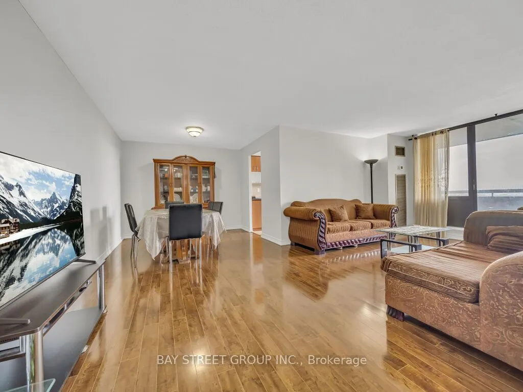 18 Knightsbridge Road, #1003