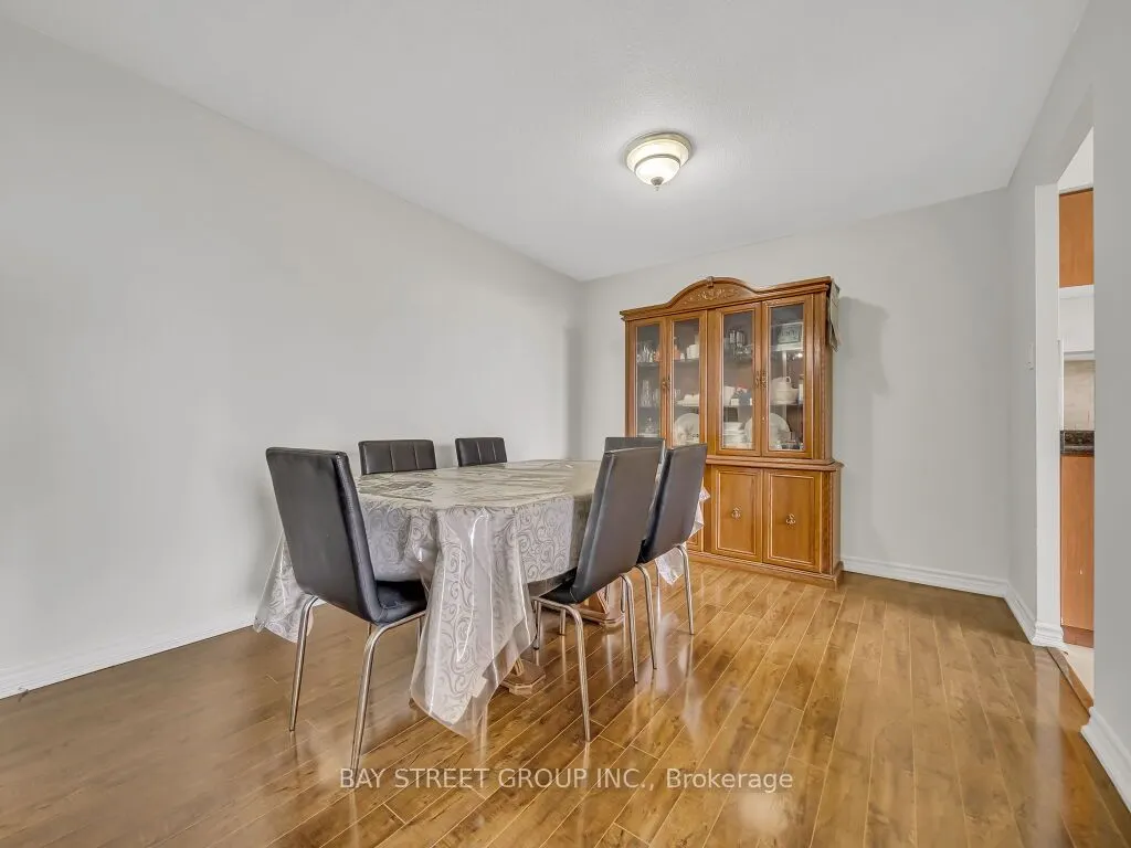 18 Knightsbridge Road, #1003