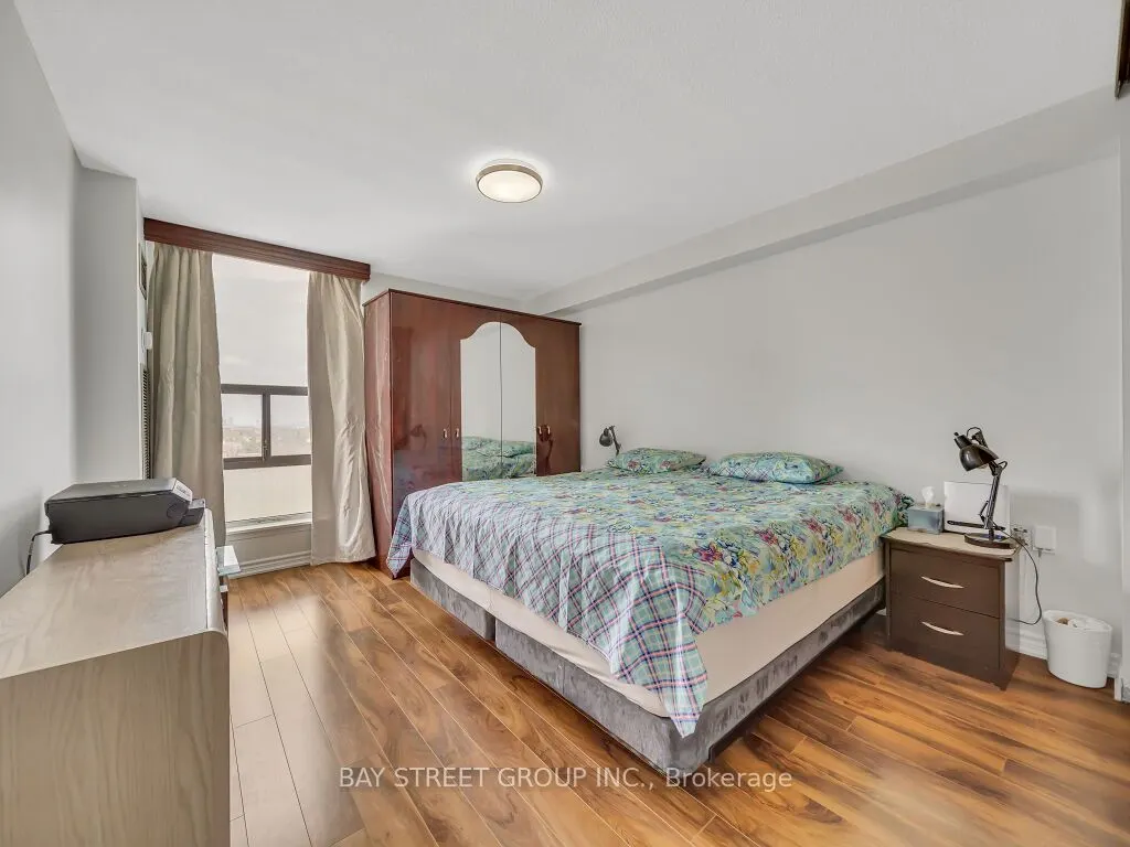 18 Knightsbridge Road, #1003