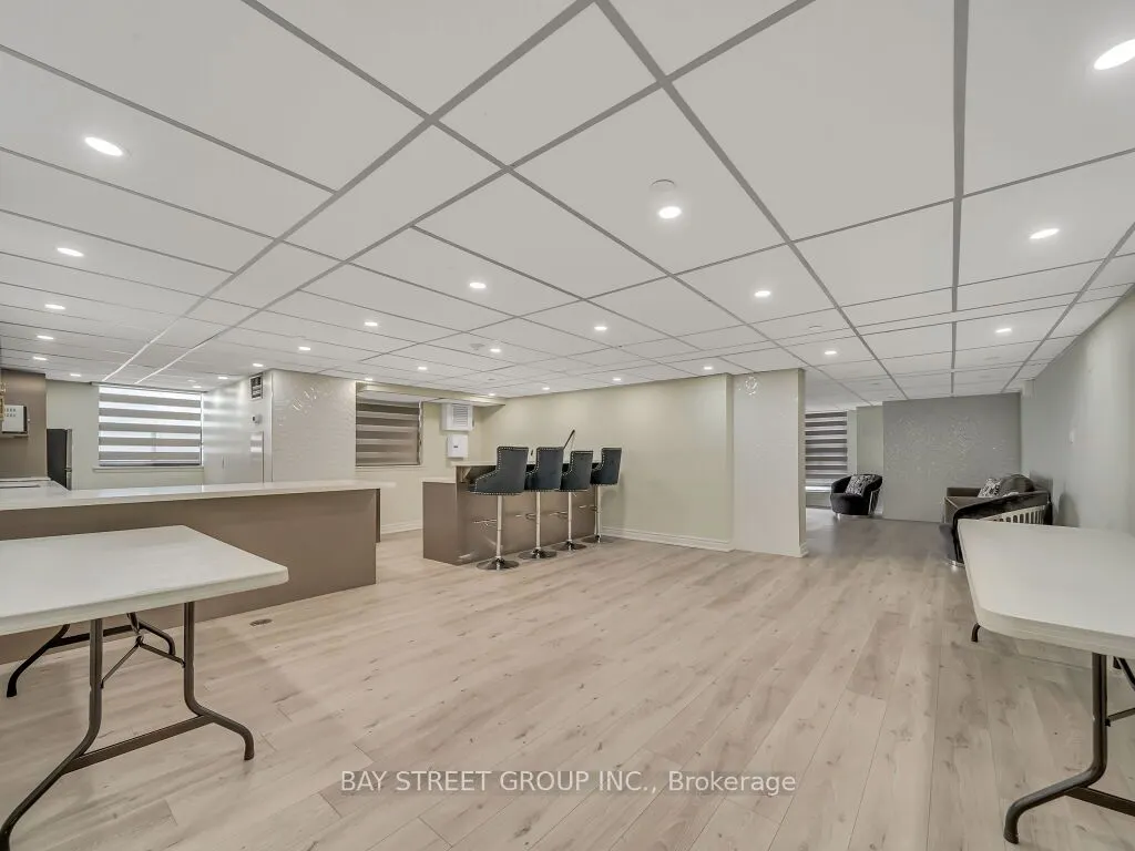 18 Knightsbridge Road, #1003