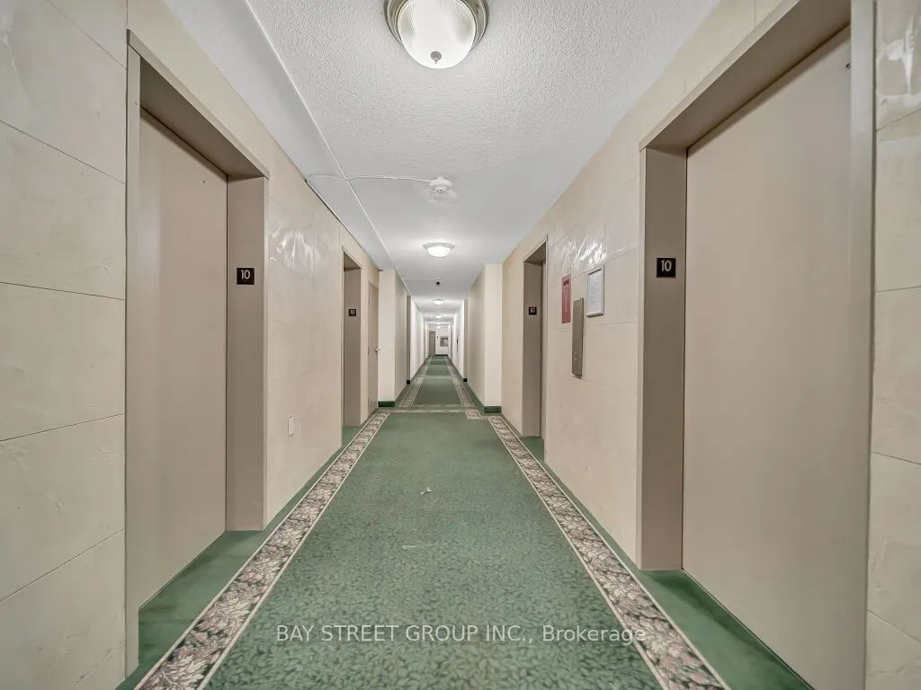 18 Knightsbridge Road, #1003