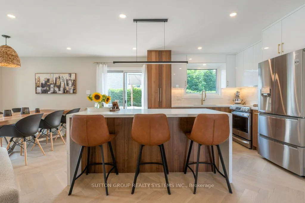 1264 Landfair Crescent