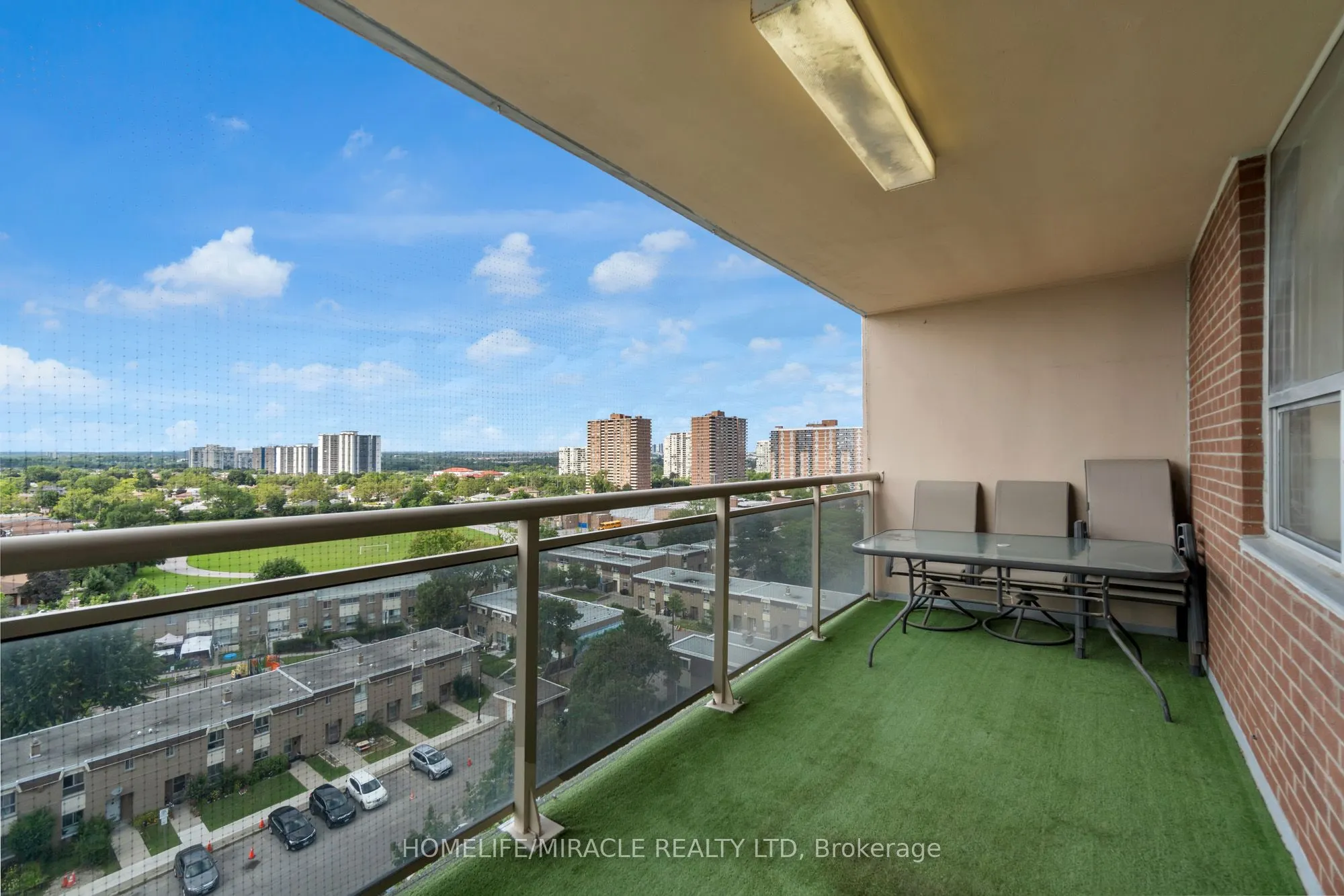 49 Silverstone Drive, #1108