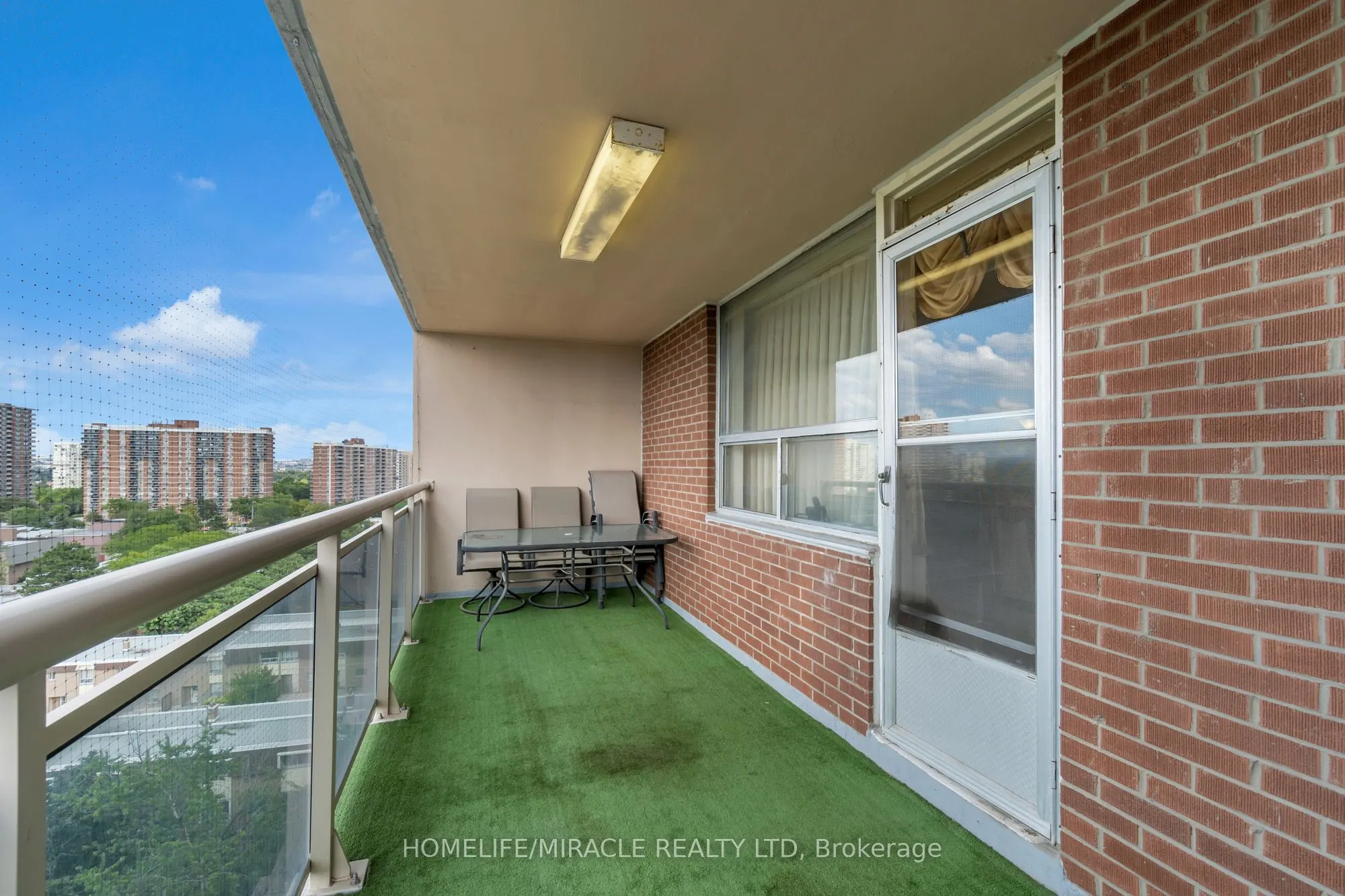 49 Silverstone Drive, #1108