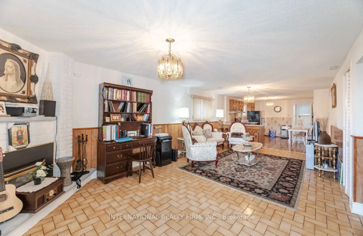 4103 Clevedon Drive