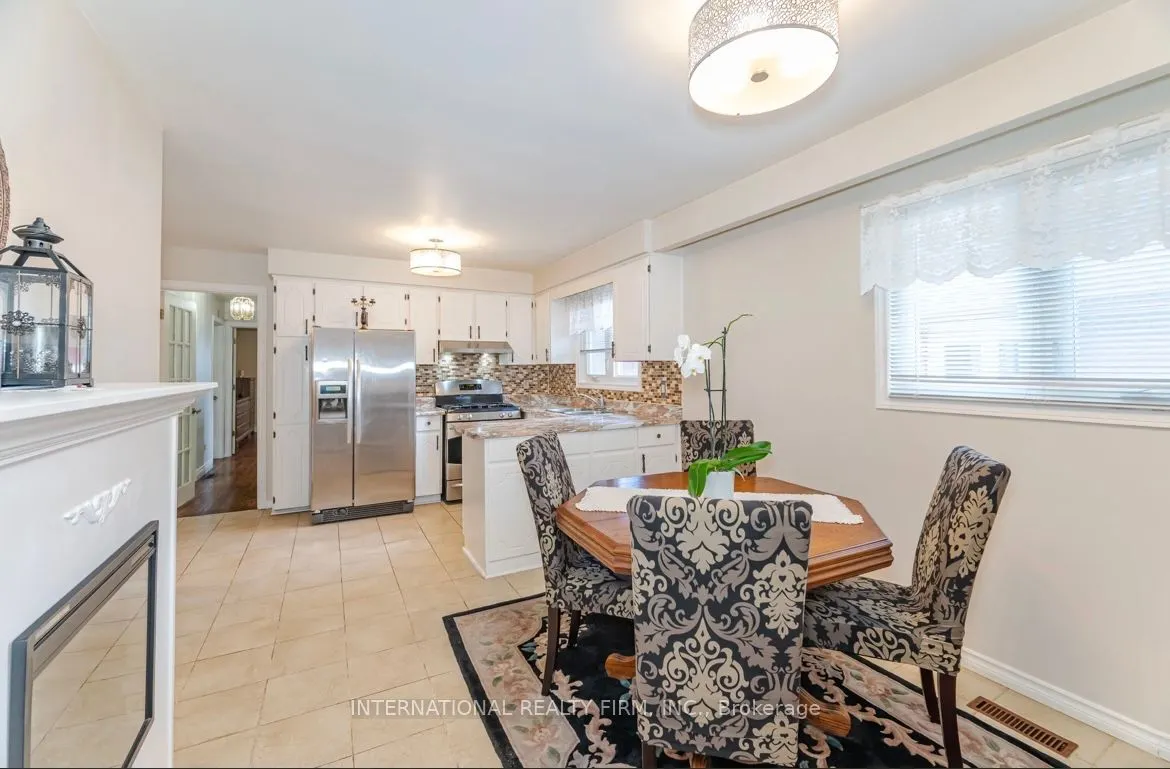 4103 Clevedon Drive