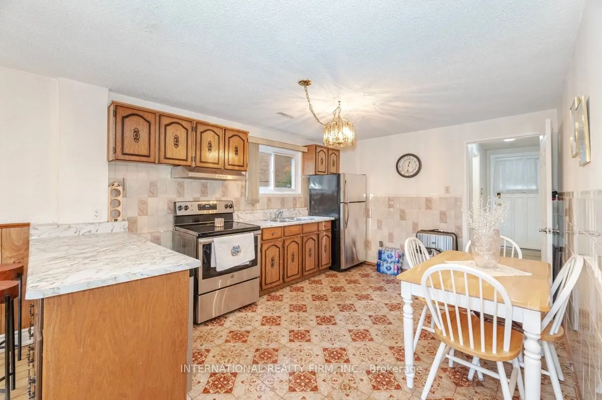 4103 Clevedon Drive