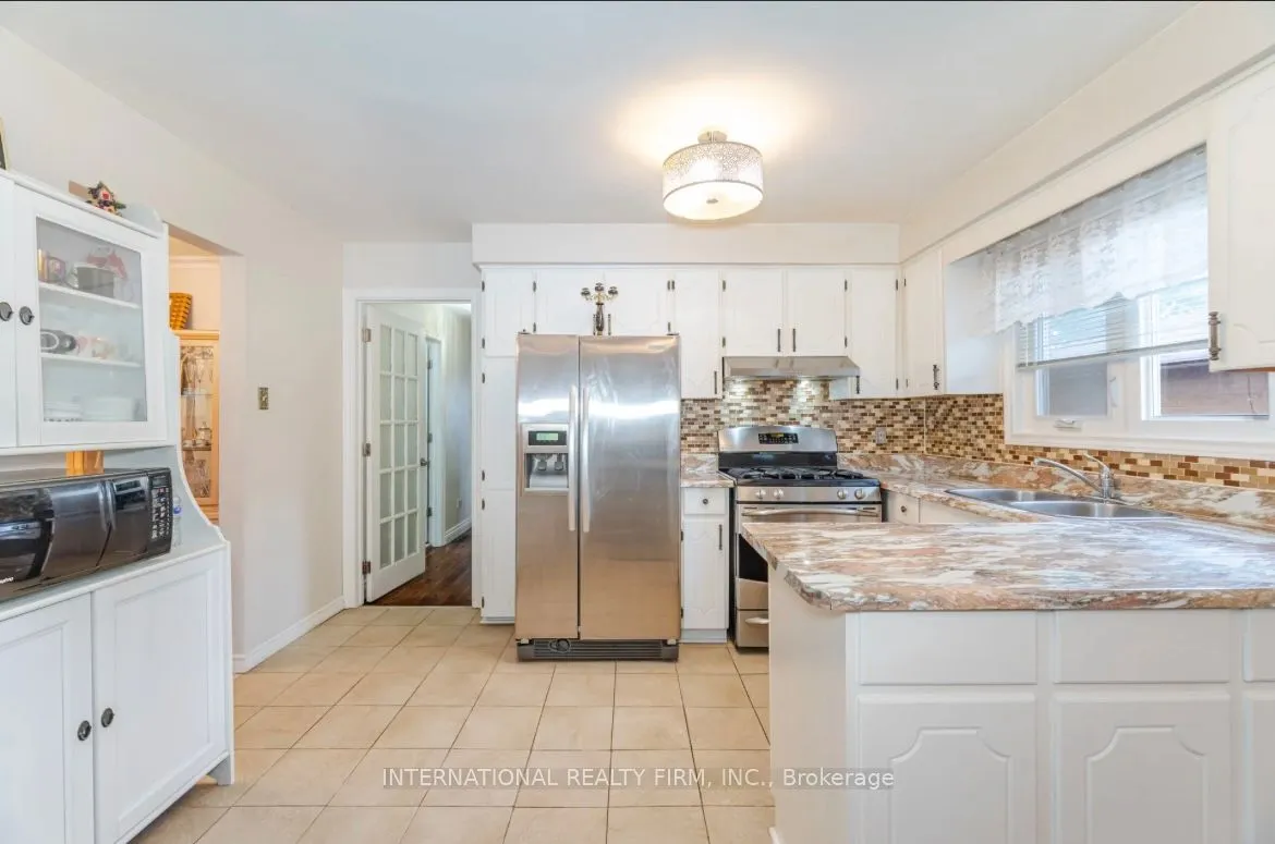4103 Clevedon Drive