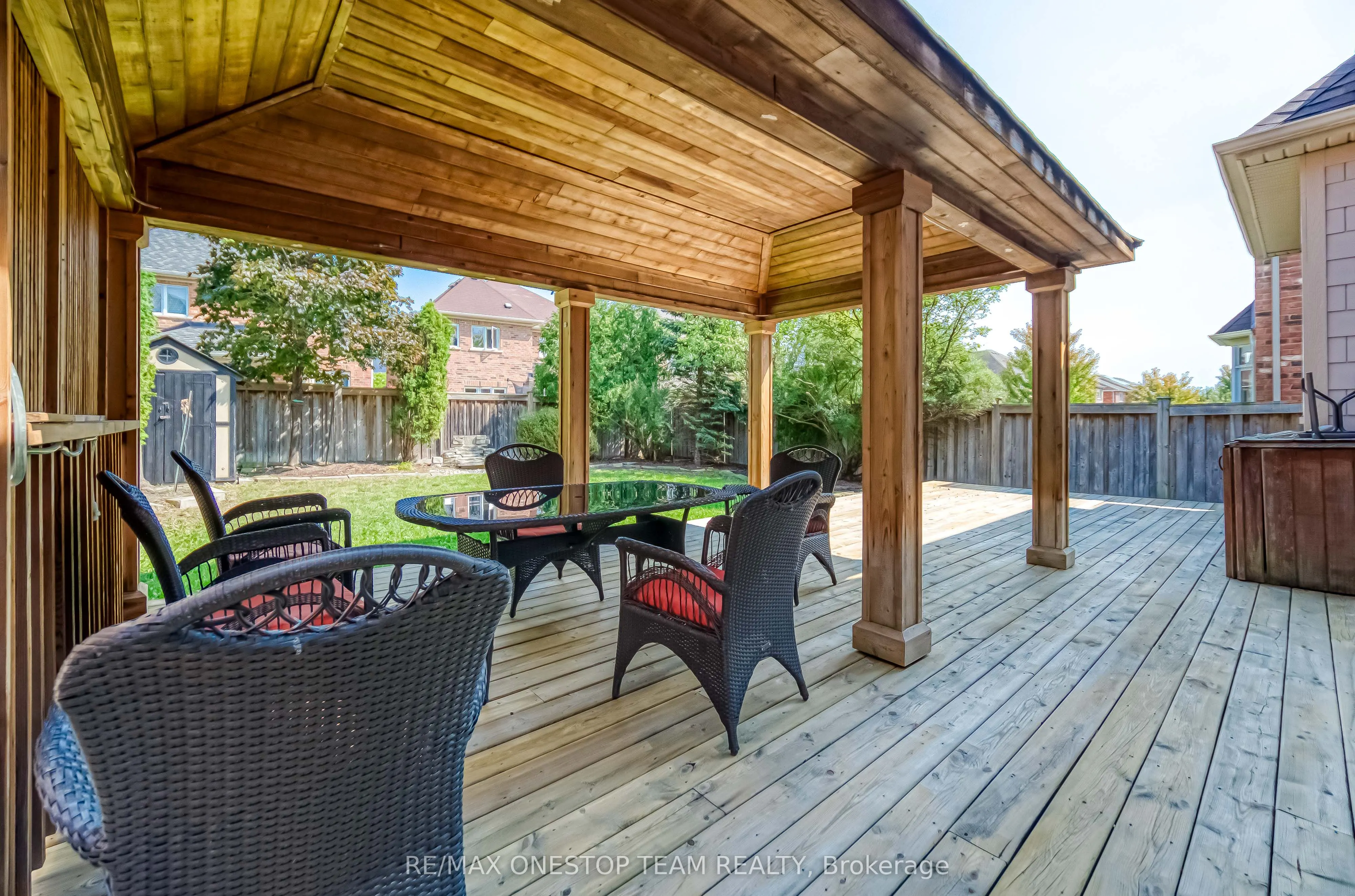 5499 Freshwater Drive