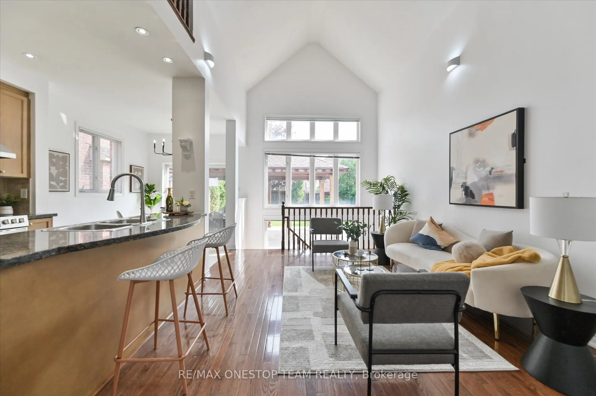 5499 Freshwater Drive