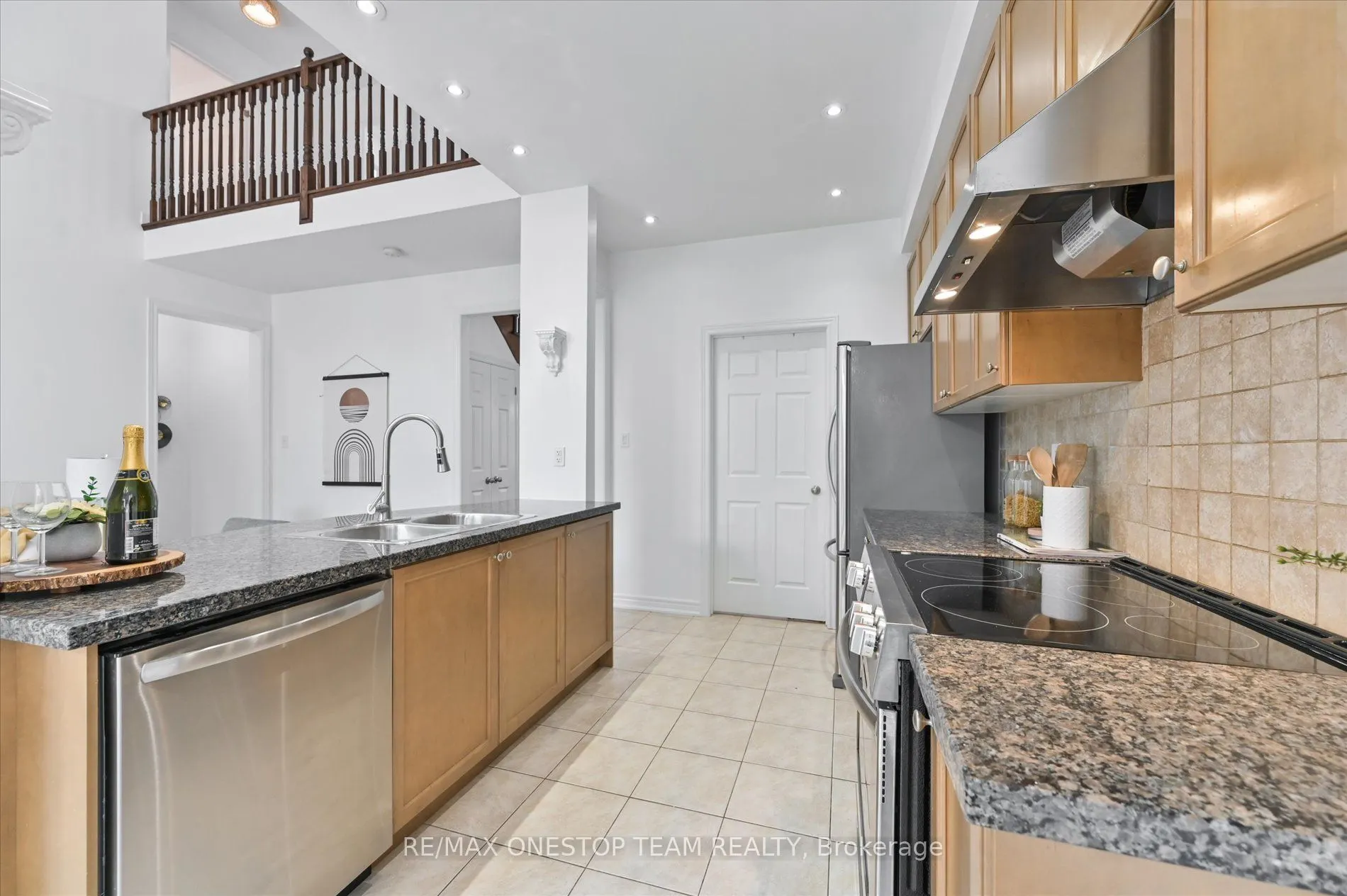 5499 Freshwater Drive