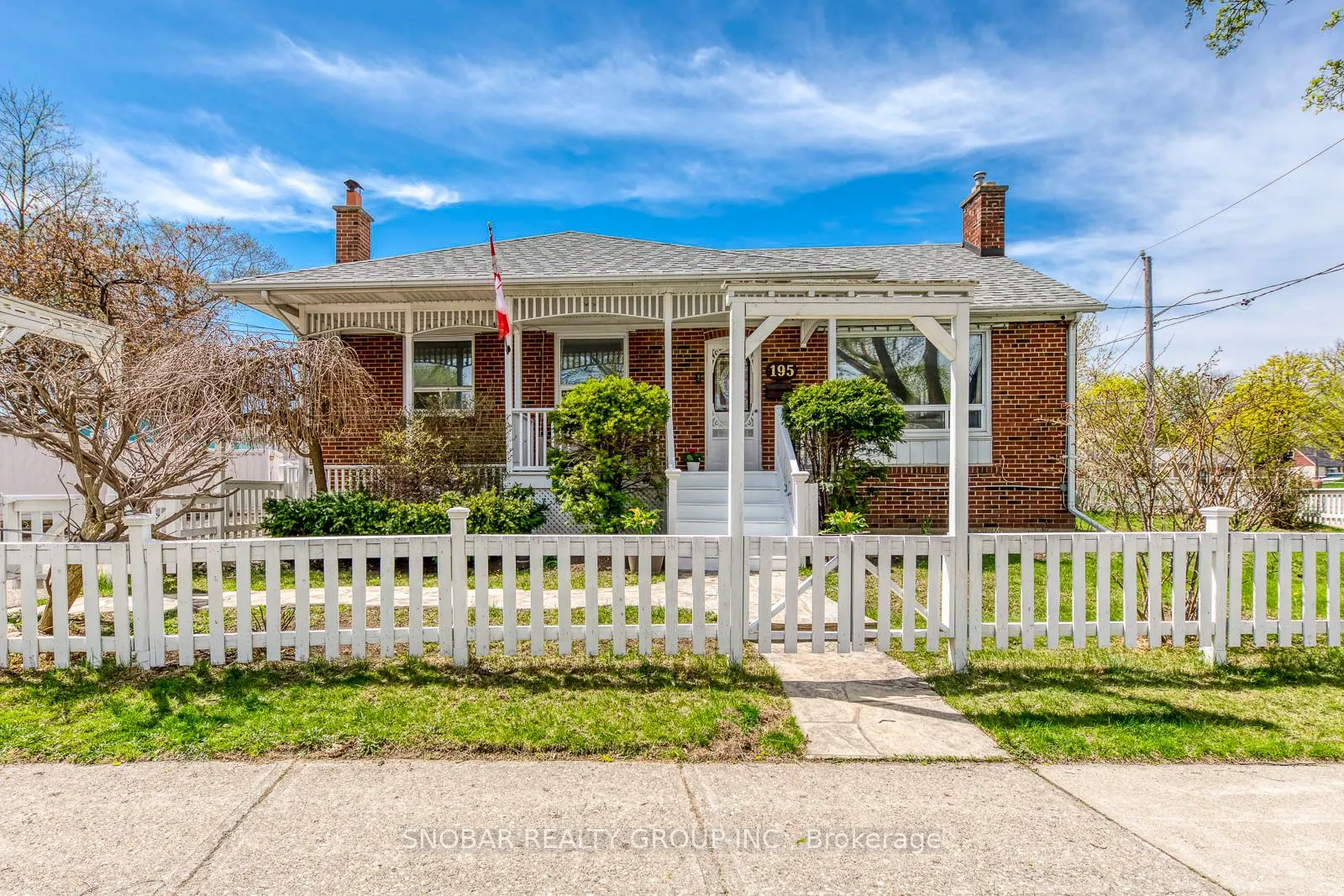 195 Clearbrooke Circle