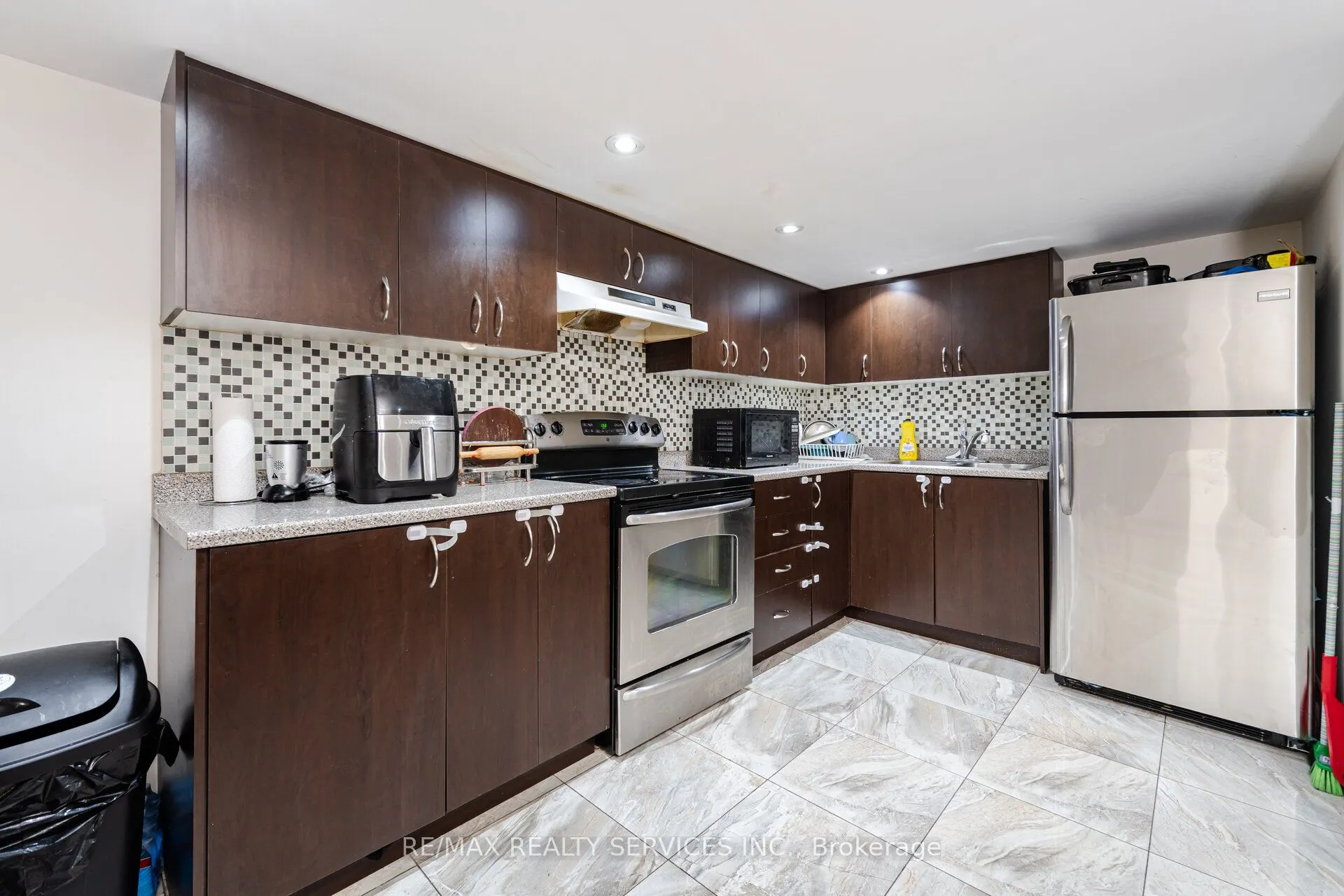 7 Swanton Road
