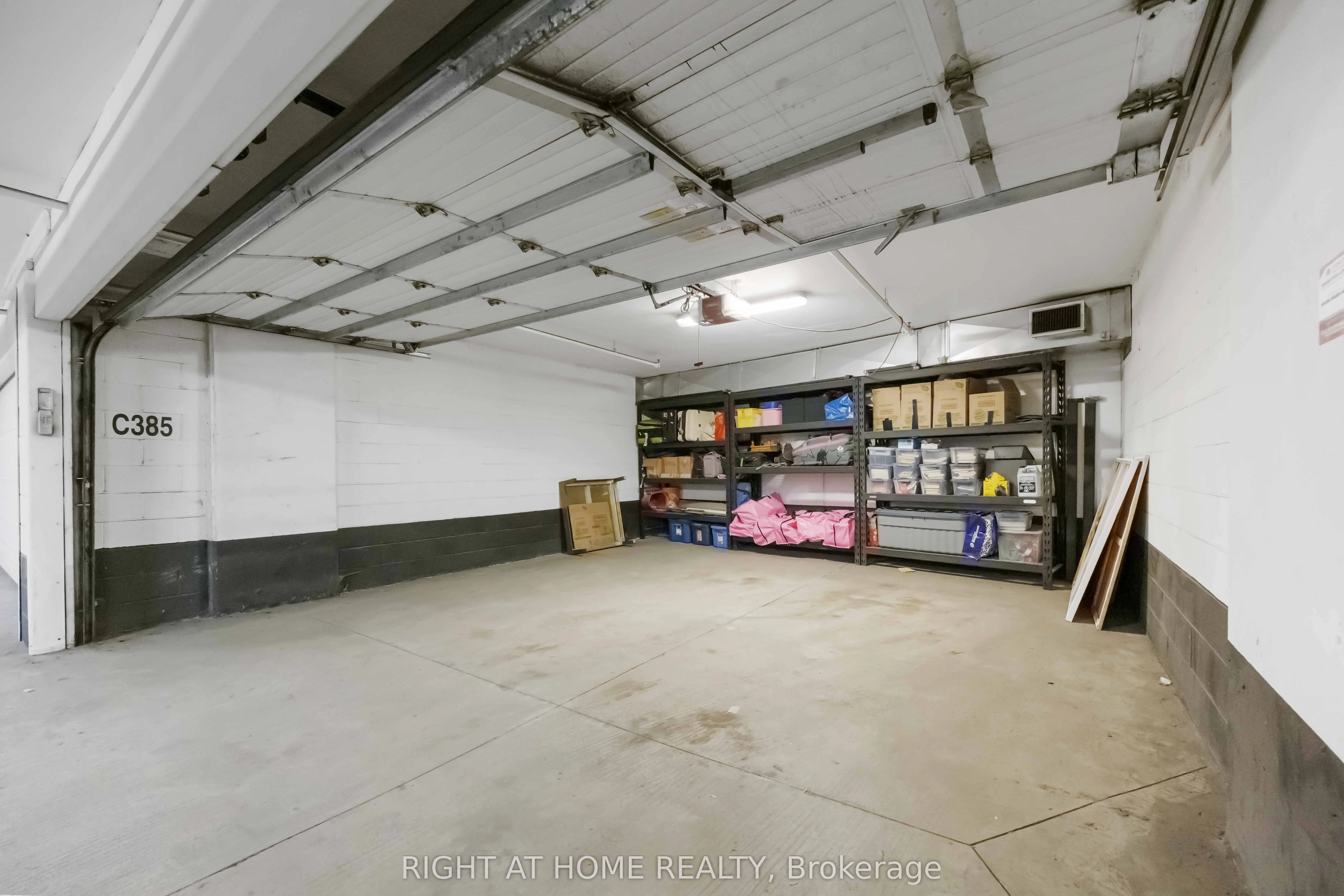 90 Park Lawn Road, #2205