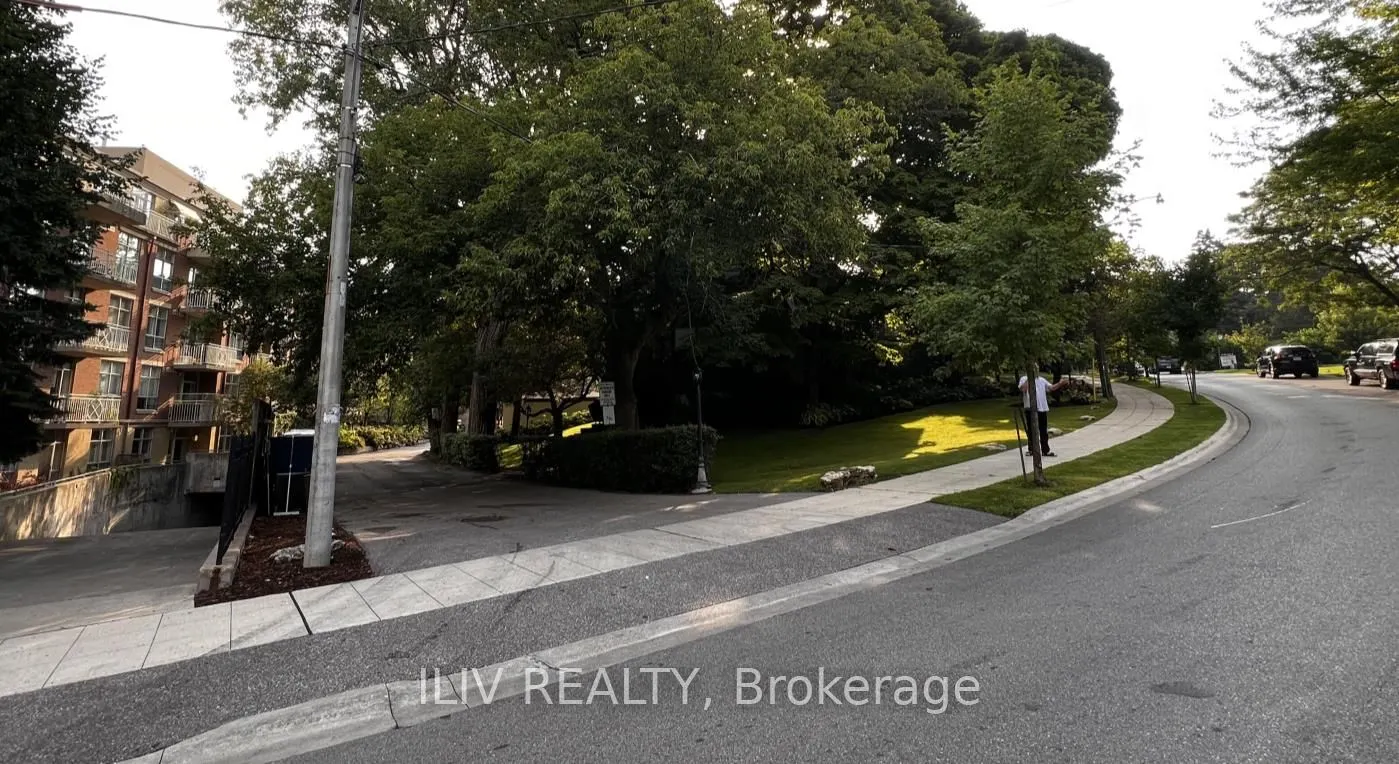 309 Riverside Drive