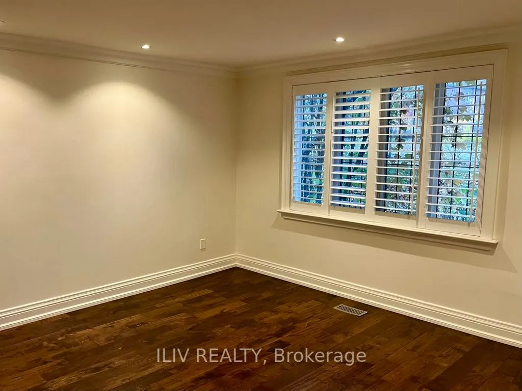 309 Riverside Drive