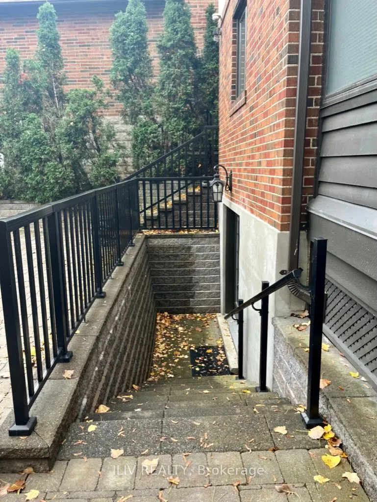 309 Riverside Drive
