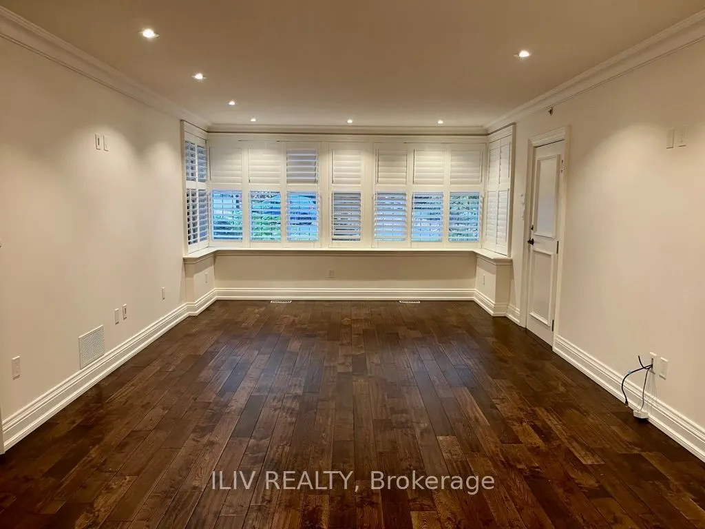 309 Riverside Drive