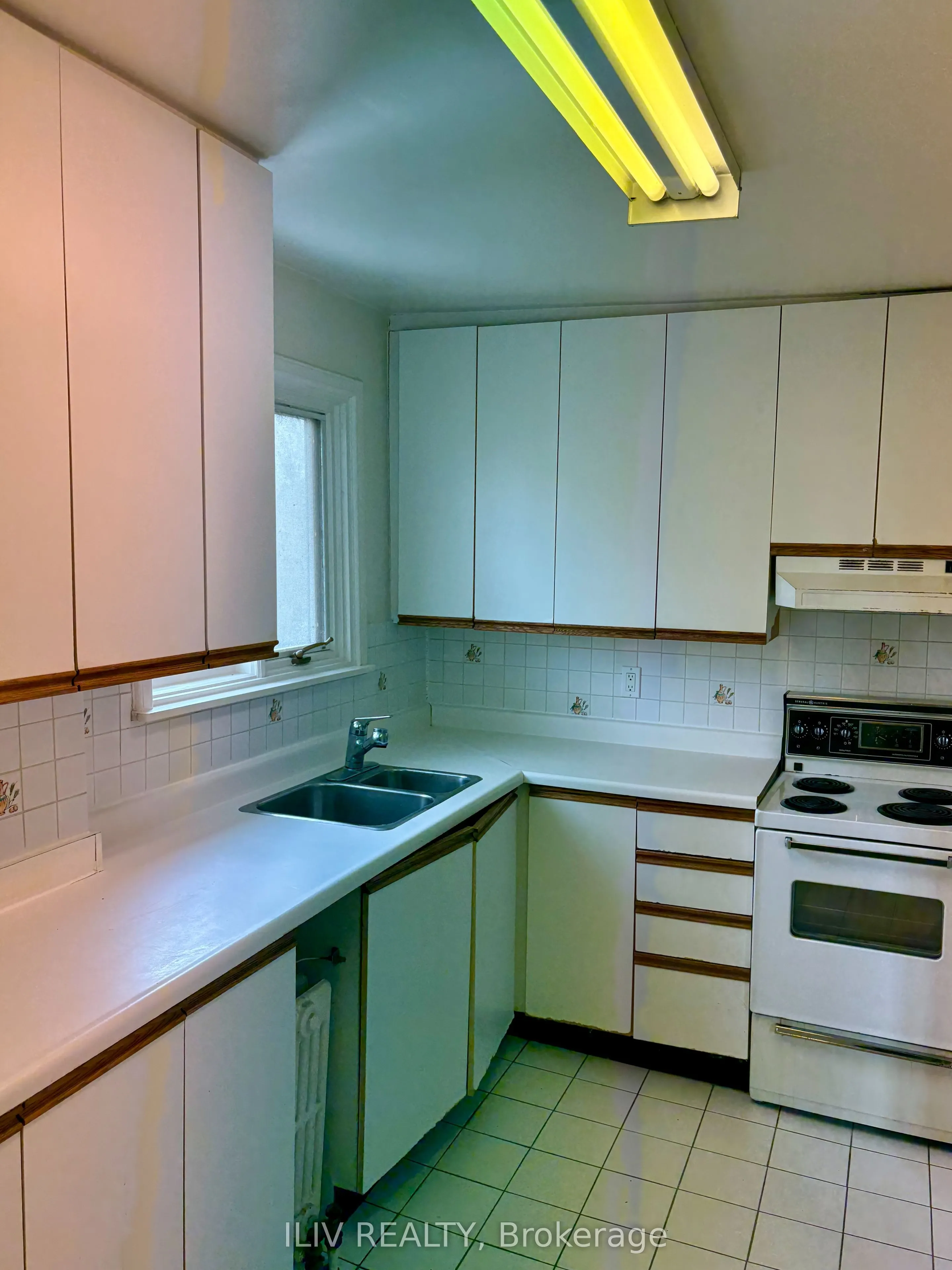 309 Riverside Drive