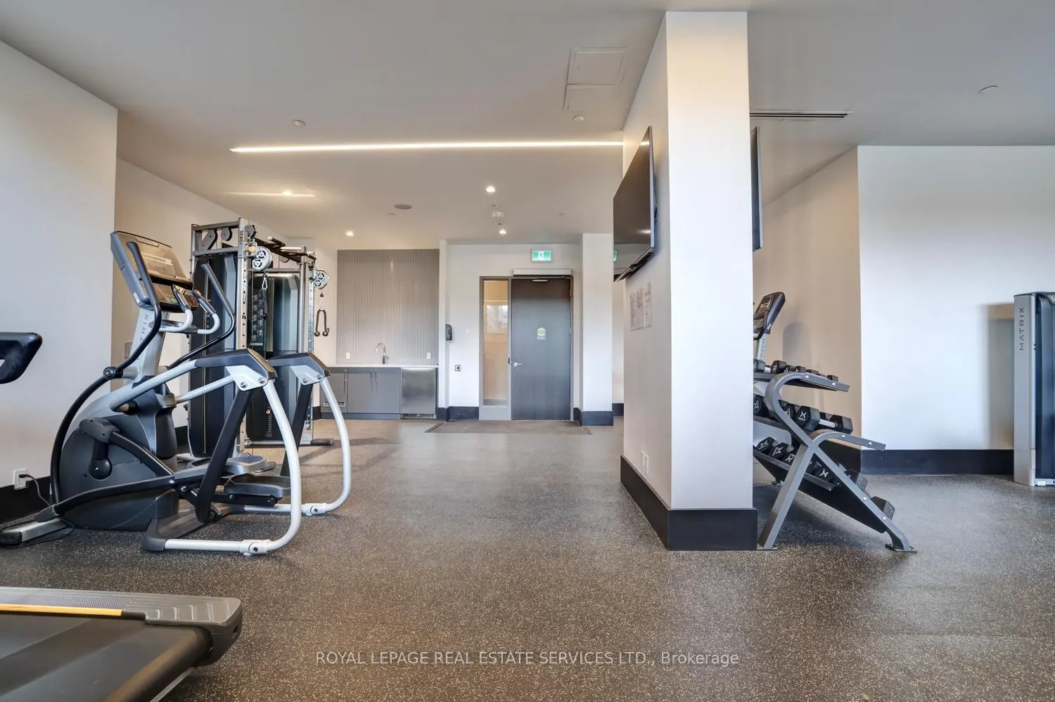 4208 Dundas Street W, #702