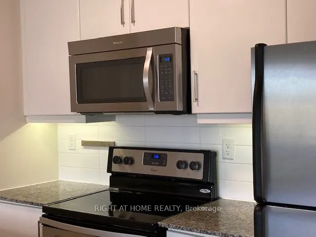 10 Carnation Avenue, #6