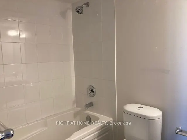 10 Carnation Avenue, #6