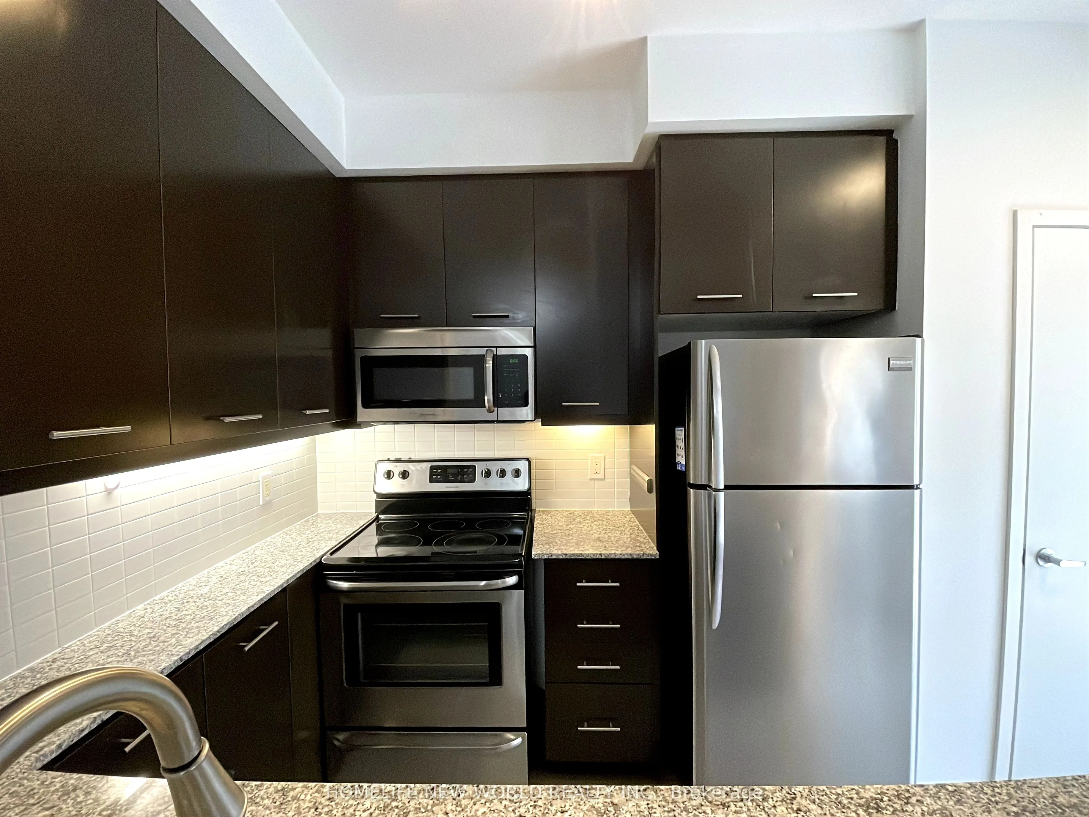 370 Square One Drive, #Th5