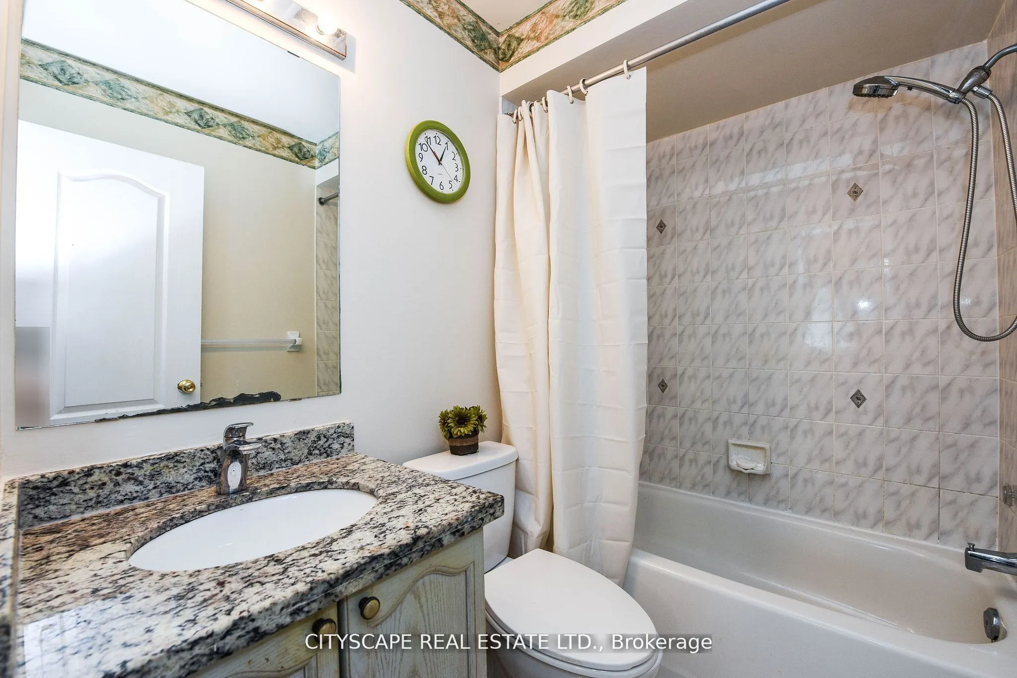 6037 Clover Ridge Crescent