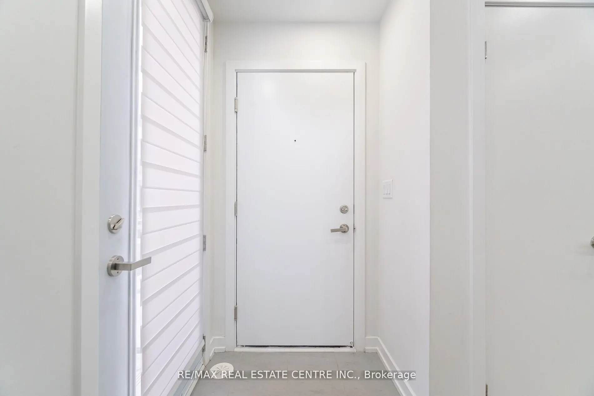 3562 Colonial Drive, #13