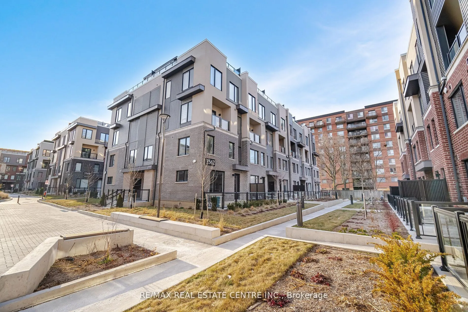3562 Colonial Drive, #13