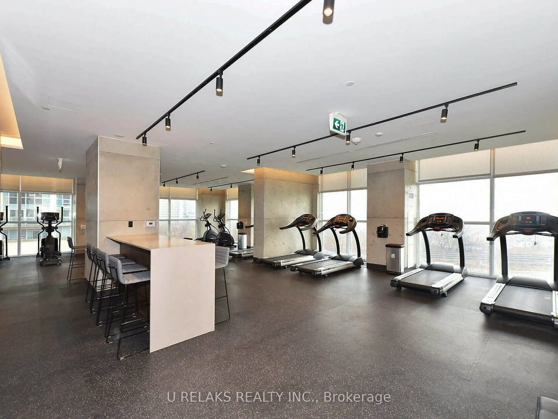 251 Manitoba Street, #715