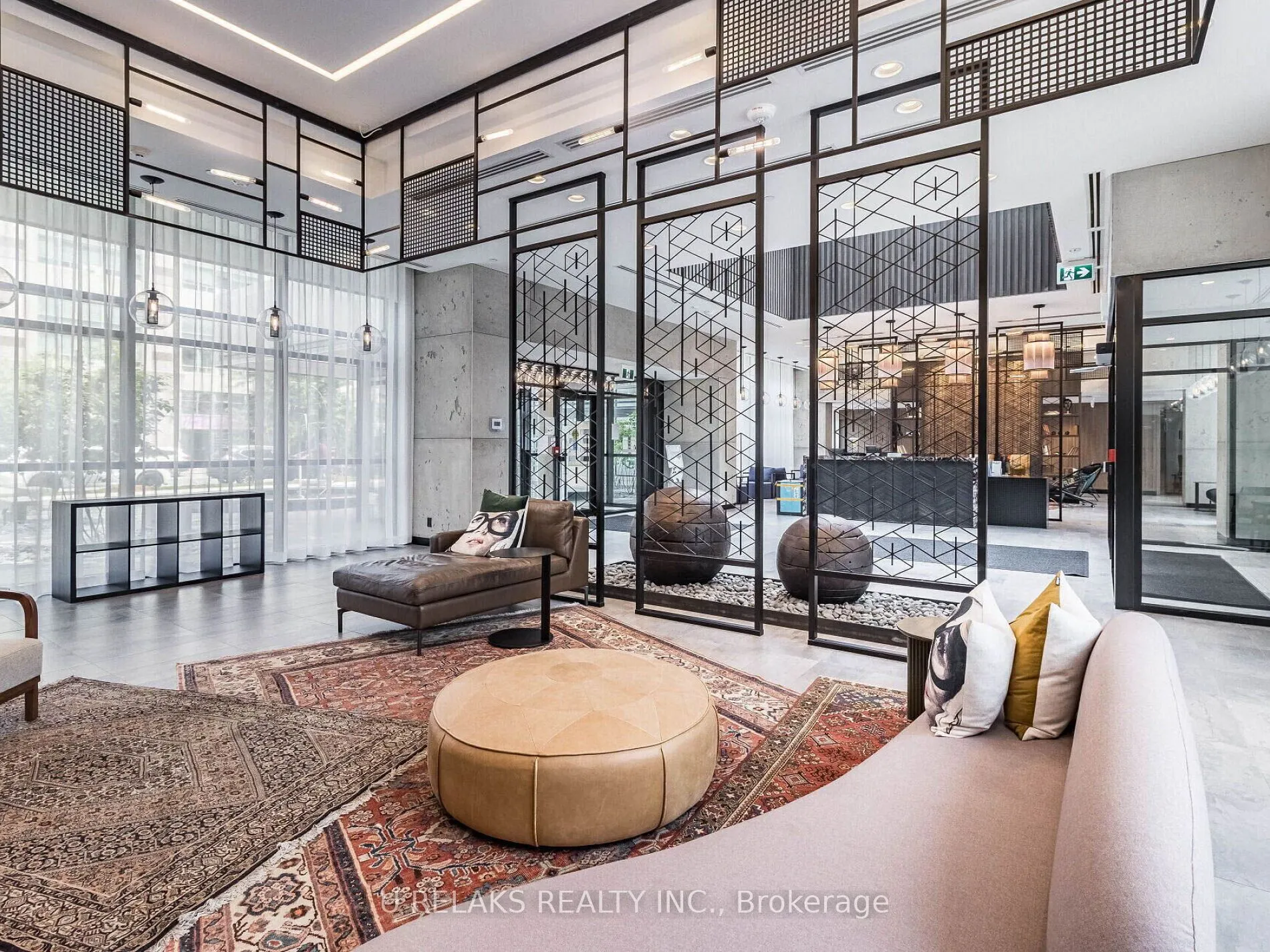 251 Manitoba Street, #715