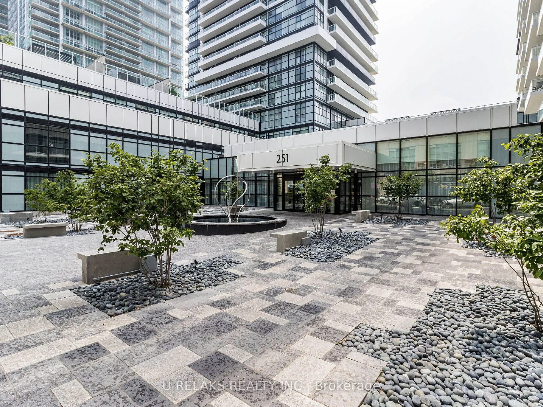 251 Manitoba Street, #715