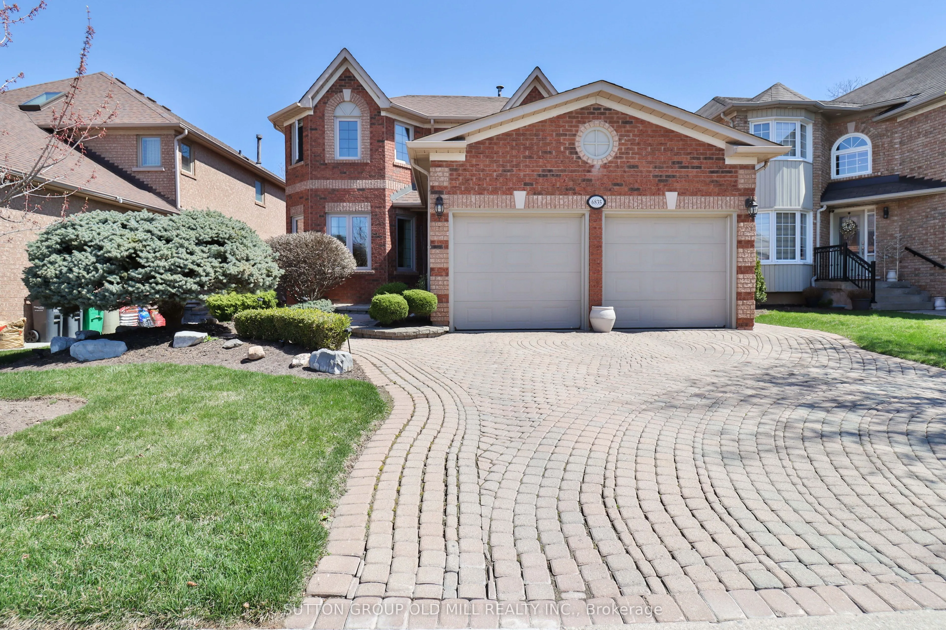 6835 Forest Park Drive