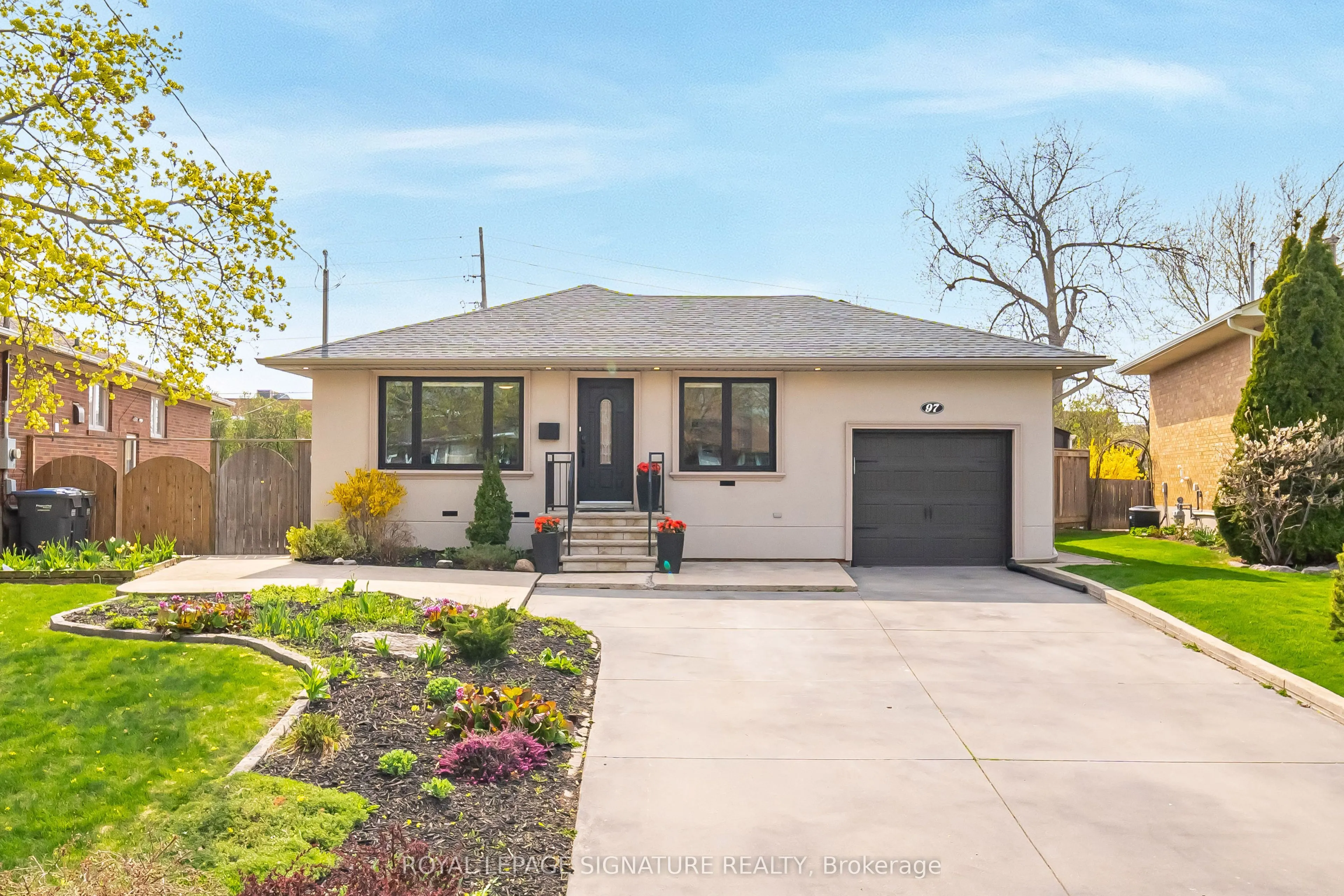 97 Swanhurst Boulevard
