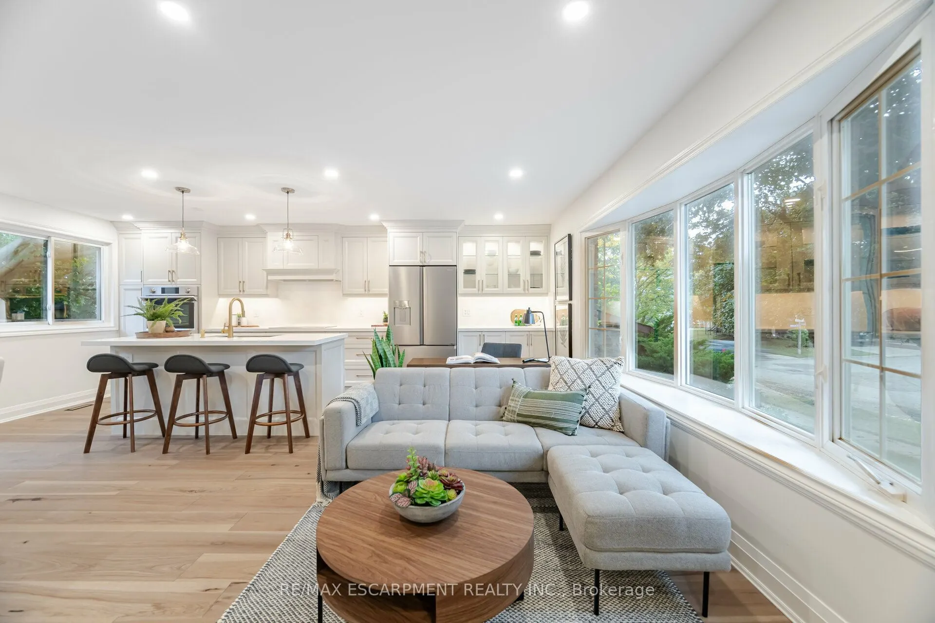 3150 Bentworth Drive