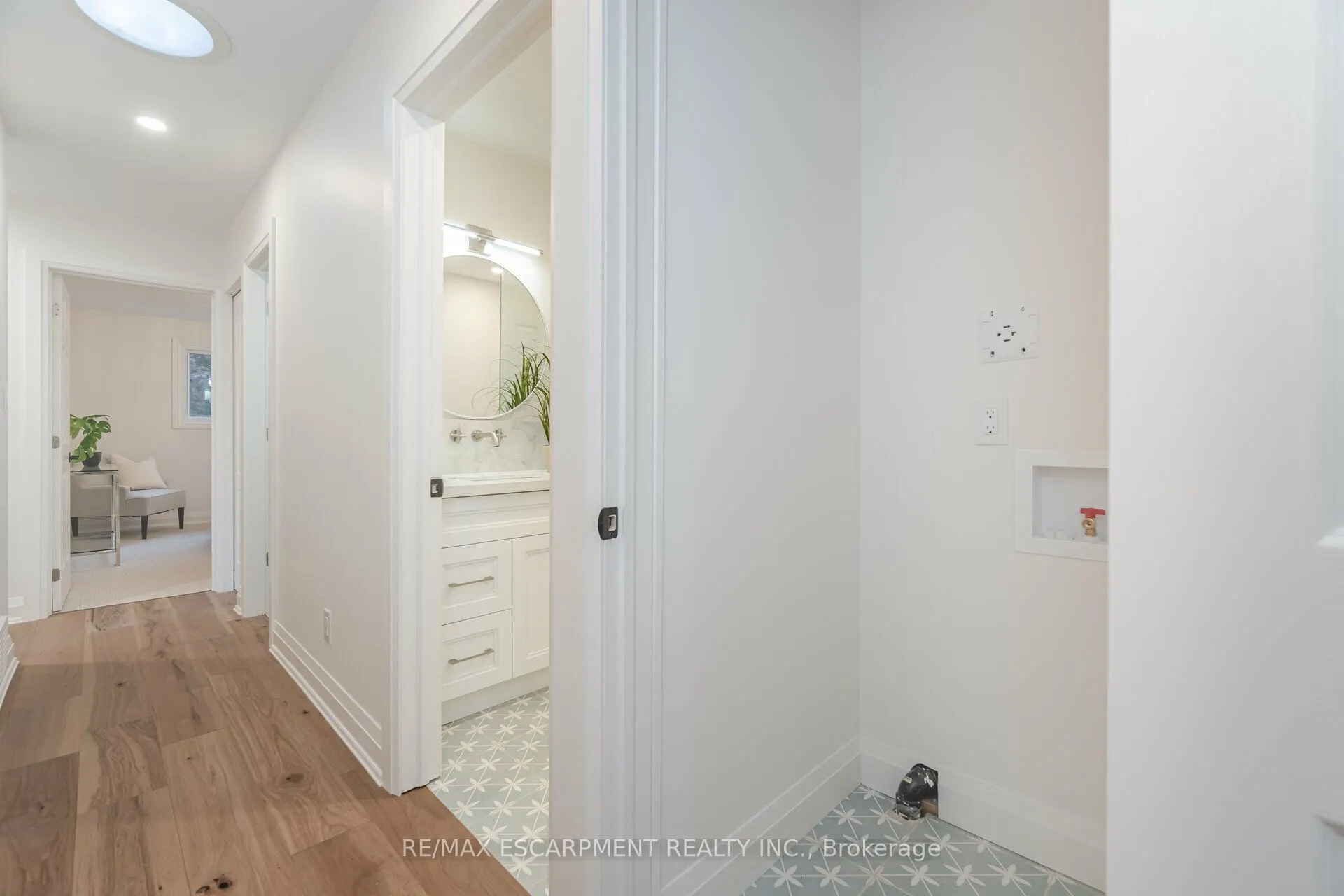 3150 Bentworth Drive