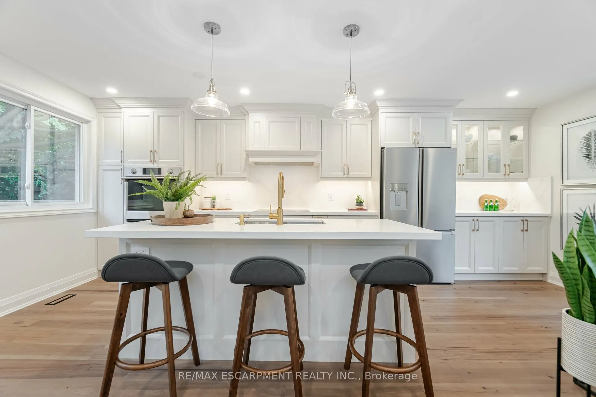 3150 Bentworth Drive