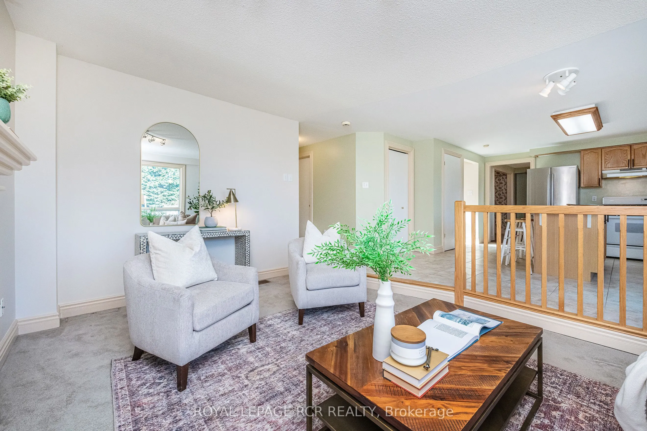 222 Walsh Crescent